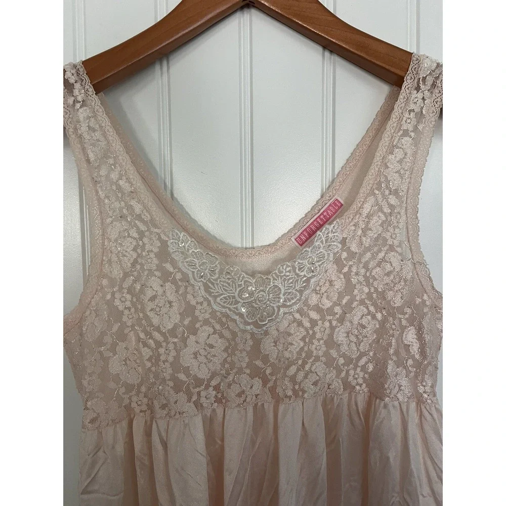 Vintage Unforgettable Nightgown Pink cottage Small Beaded Lace Stretch Nylon 194